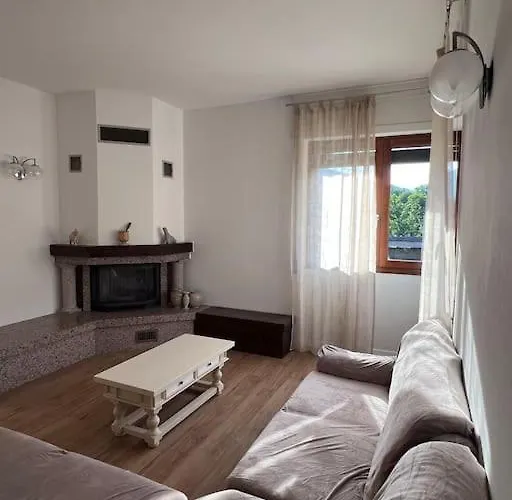 Casa Nello Feriehus Mergozzo